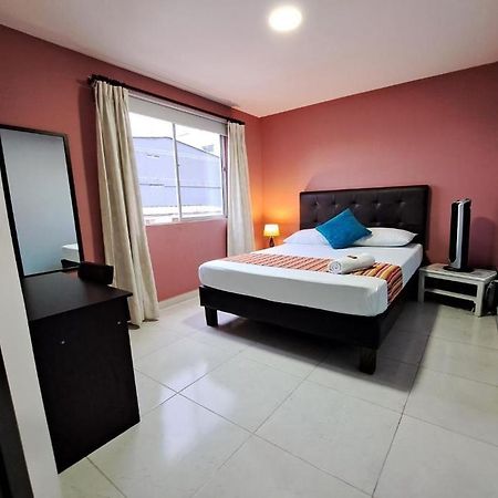 Hotel 9-25 Pereira Ngoại thất bức ảnh